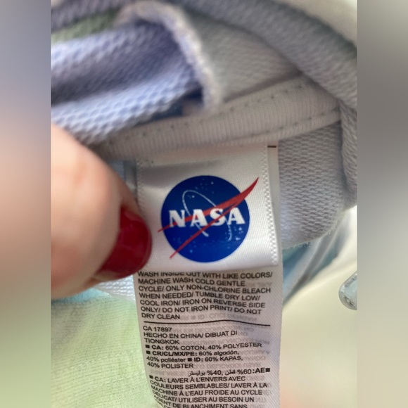 NASA Boy’s XS Size 5 Sweatshirt, Cotton Polyester Blend! - Picture 3 of 4